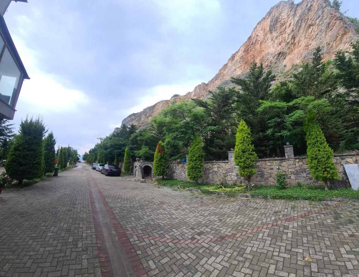Hotel Kukesi Lini Exterior foto