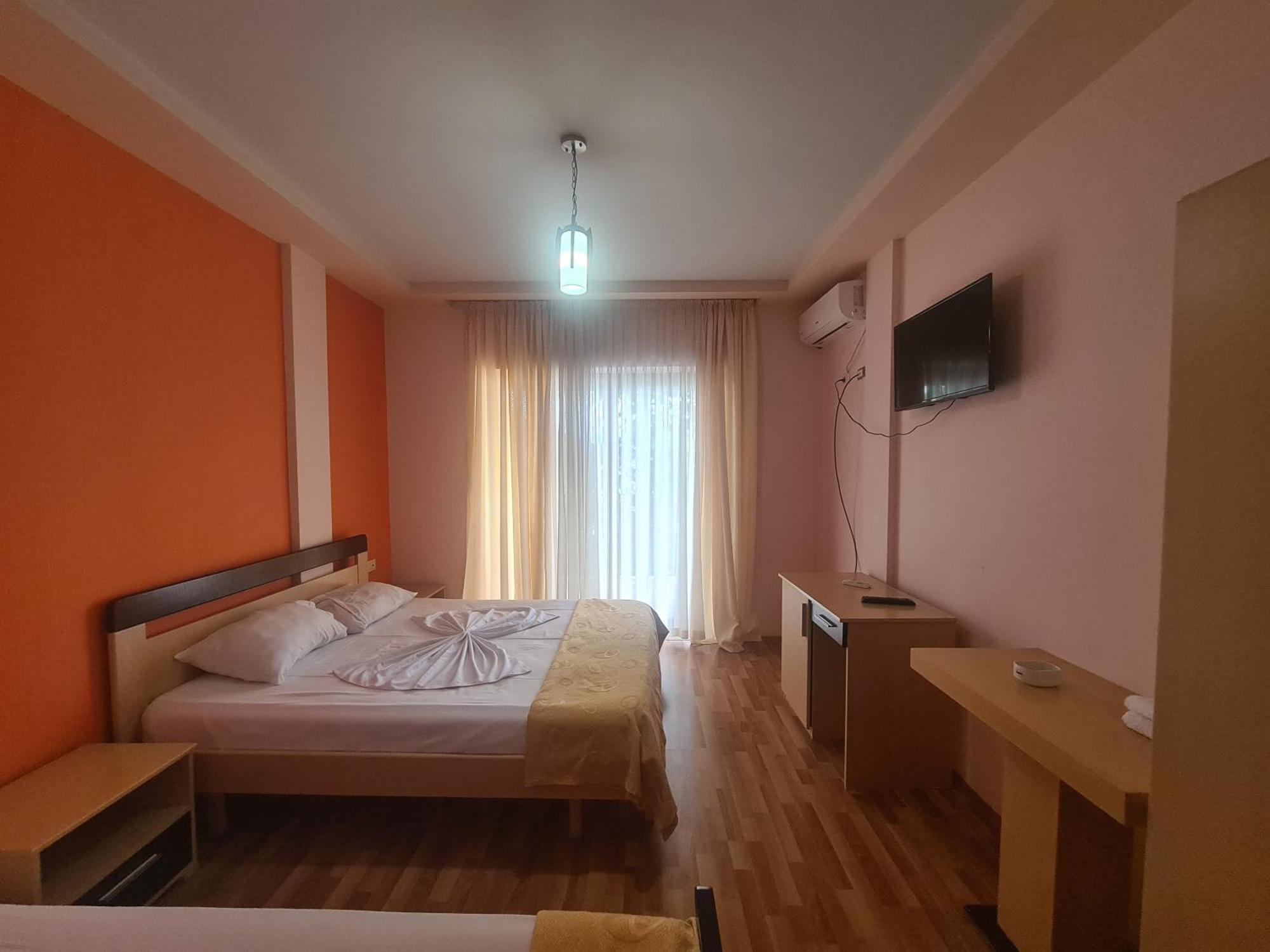 Hotel Kukesi Lini Exterior foto